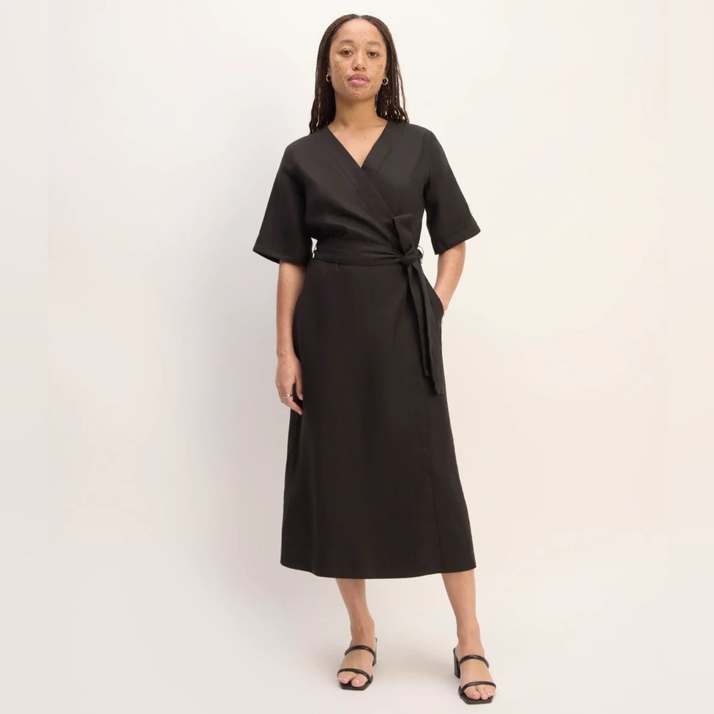 Everlane The Wrap Dress in Linen - Black Medium